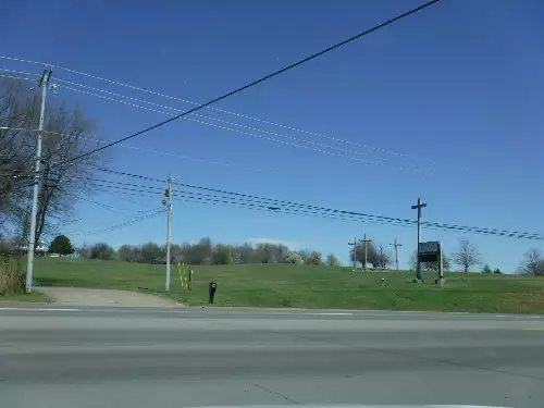 1231 Tiny Town Rd, Clarksville, TN  37042