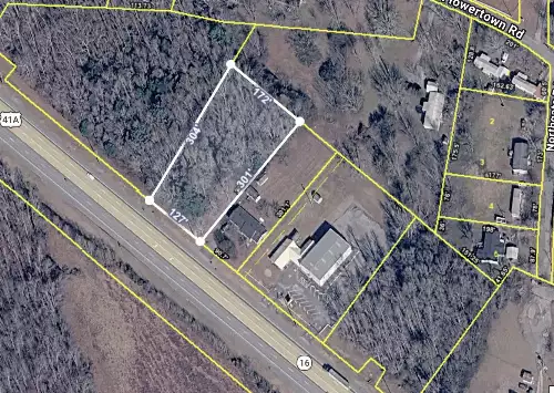 N Jackson St, Tullahoma, TN  37388