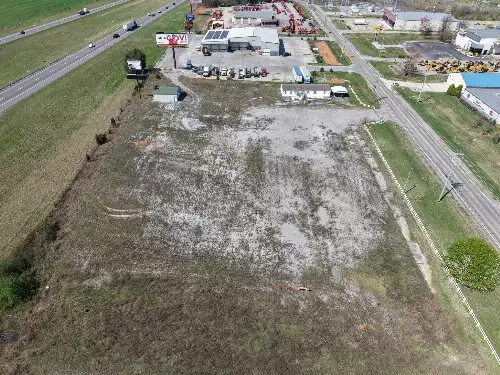 570 Alfred Thun Rd, Clarksville, TN  37040