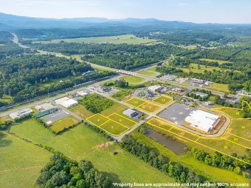 5 Ocoee Town & Country, Ocoee, TN  37361