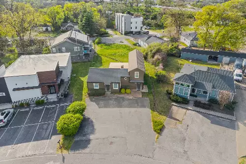 2809 Azalea Pl, Nashville, TN  37204