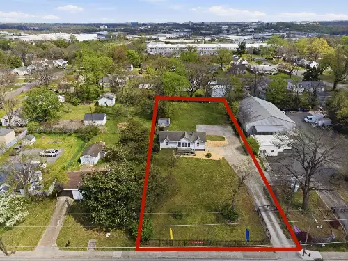 248 Spence Ln, Nashville, TN  37210