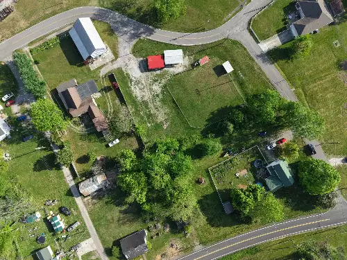 101 Meeks Ave, Burns, TN  37029