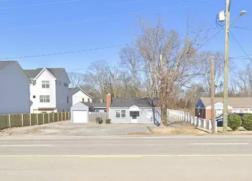 94 Thompson Ln, Nashville, TN  37211