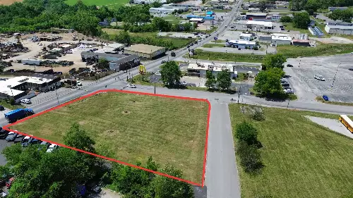 752 W College St, Pulaski, TN  38478
