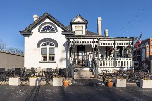 206 E Main St, Franklin, TN  37064