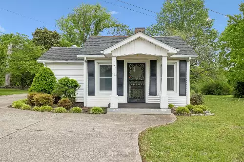 77 Main St, Gordonsville, TN  38563