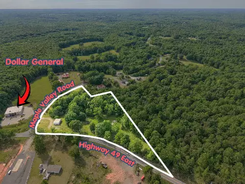 2815 Highway 49, Charlotte, TN  37036