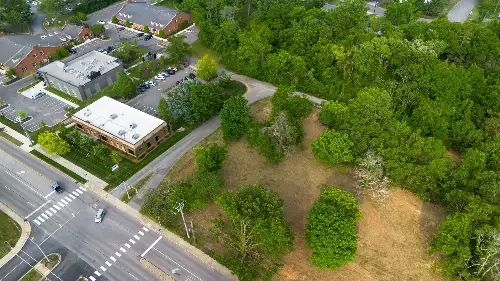 8138 Sawyer Brown Rd, Nashville, TN  37221