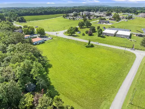College St, Winchester, TN  37398