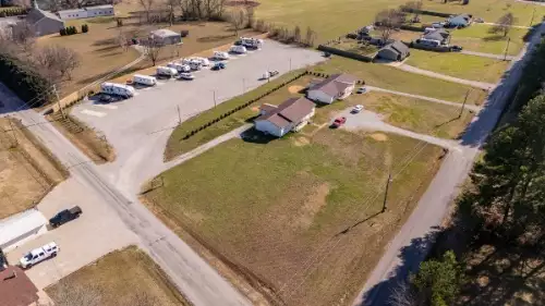 58 Lambs Ferry Rd, Leoma, TN  38468