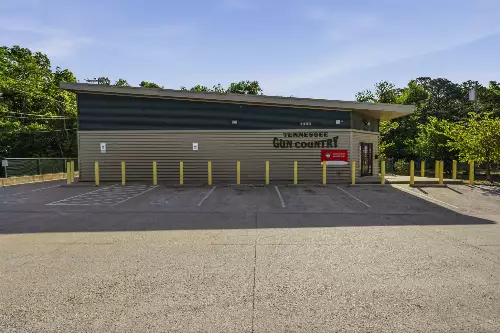 1435 Fort Campbell Blvd, Clarksville, TN  37042
