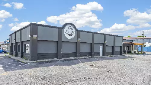134 W Broadway, Gallatin, TN  37066