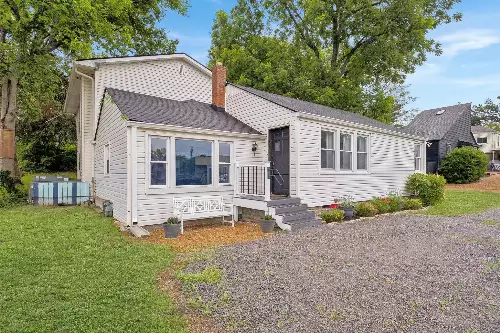 2818 Azalea Pl, Nashville, TN  37204