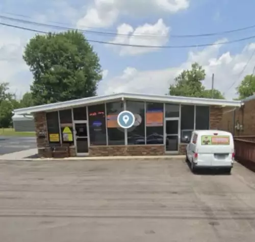 310 W Broad St, Smithville, TN  37166