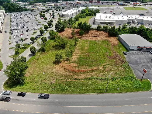 Beasley Drive, Dickson, TN  37055
