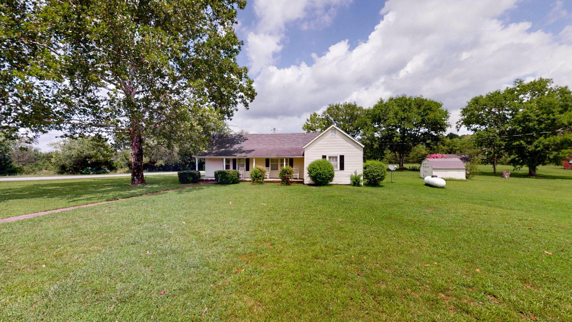 ABSOLUTE ESTATE AUCTION Craigwheeler